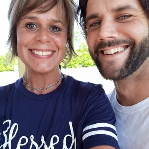 Meet your Posher, Alisa n brad